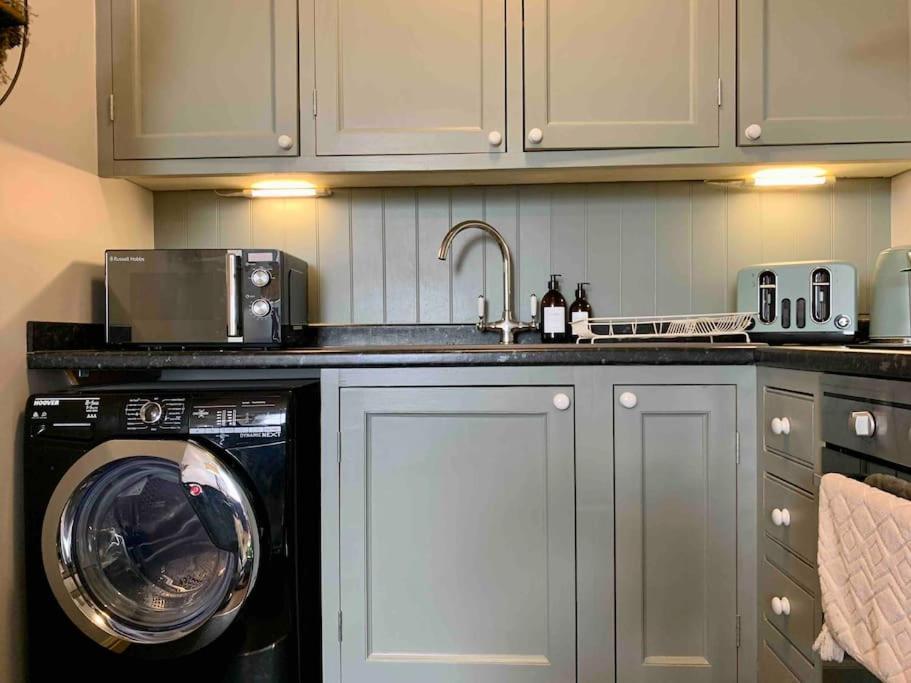 The Nest, Central Ludlow One Bed Apartment ภายนอก รูปภาพ