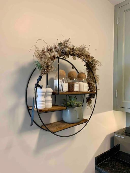 The Nest, Central Ludlow One Bed Apartment ภายนอก รูปภาพ